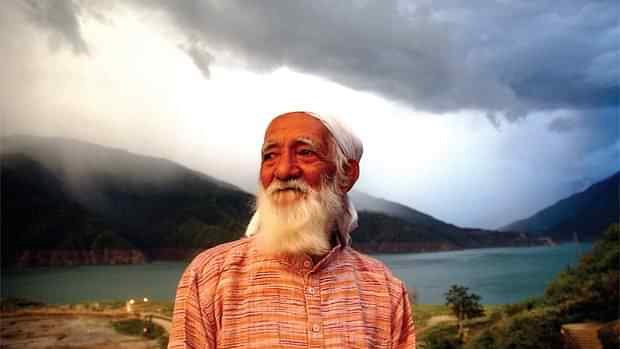 Padma Vibhushan awardee, Sunderlal Bahuguna, succumbed to COVID-19 on Friday