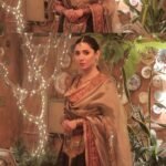 Pakistani Actress Mahira Khan Oozes Heritage Charm In Kalidar Kurta & Hyderabadi Jewellery