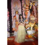 Jashn Agnihotri Graces Durga Puja, Blends Modern Glamour with Spiritual Roots